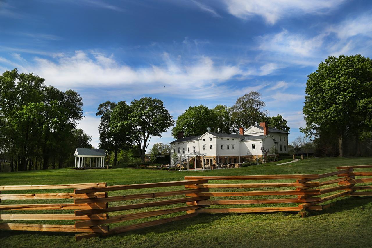Peter Allen Inn & Event Center Kinsman Esterno foto